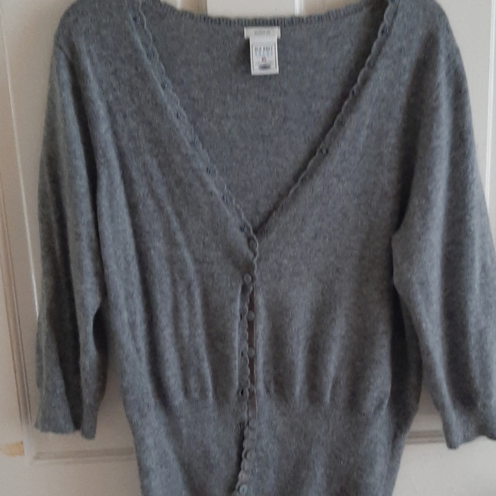 Grey three quarter sleeve cardigan